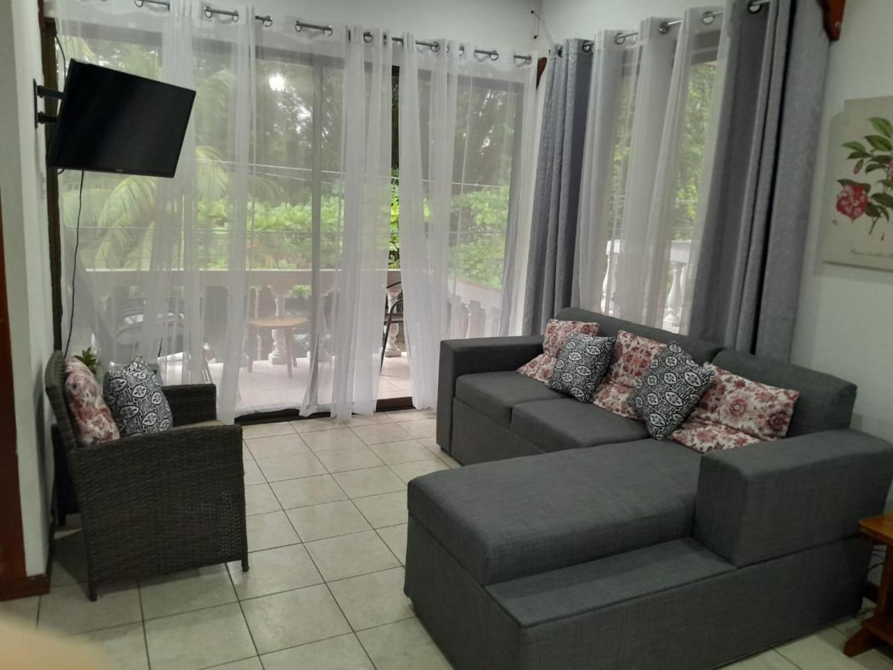 Casa Arenas Apartment Manuel Antonio Exterior photo